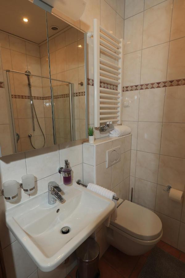 Modern Home Check-In & Chill Down Auf 65 Qm² Bochum Kültér fotó
